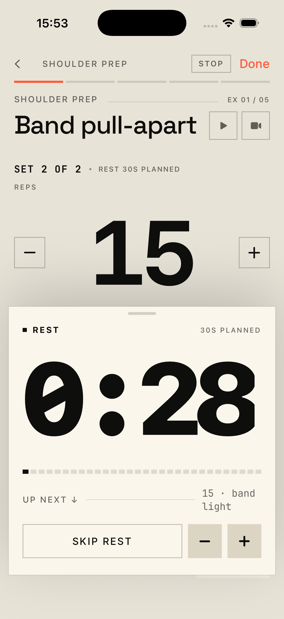 Coach rest timer: tight coral countdown filling most of the screen.